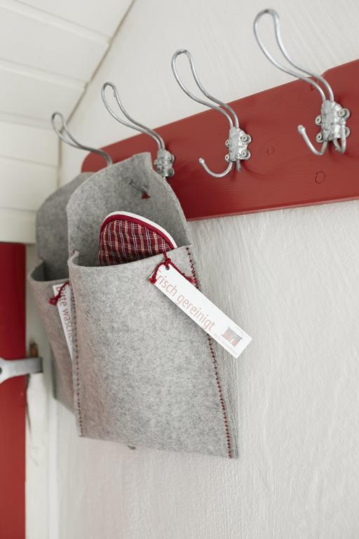 Rotes Bienenhaus Villa Kottenheim Rum bild